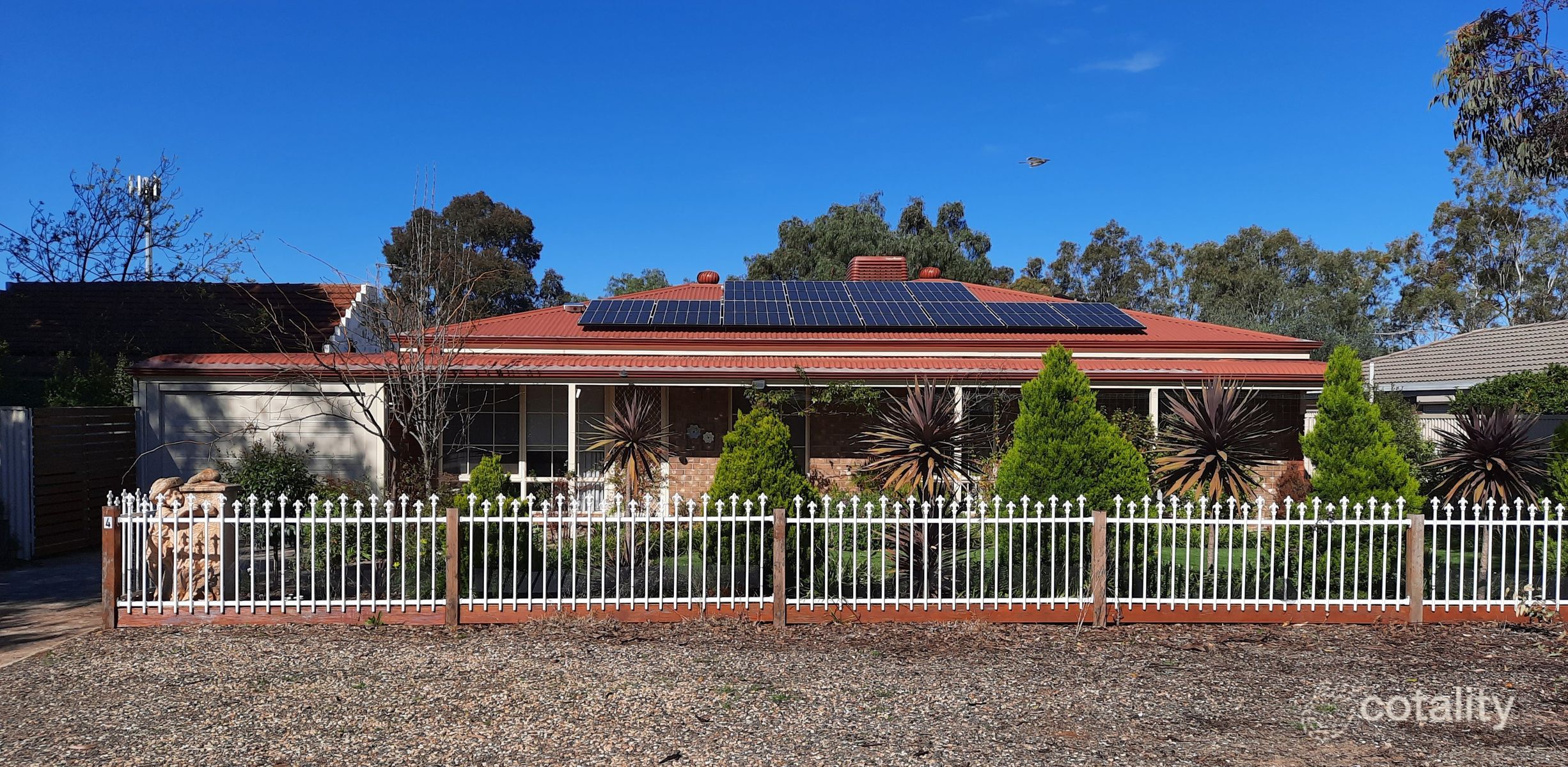 4 Railway Cres, Evanston, SA 5116