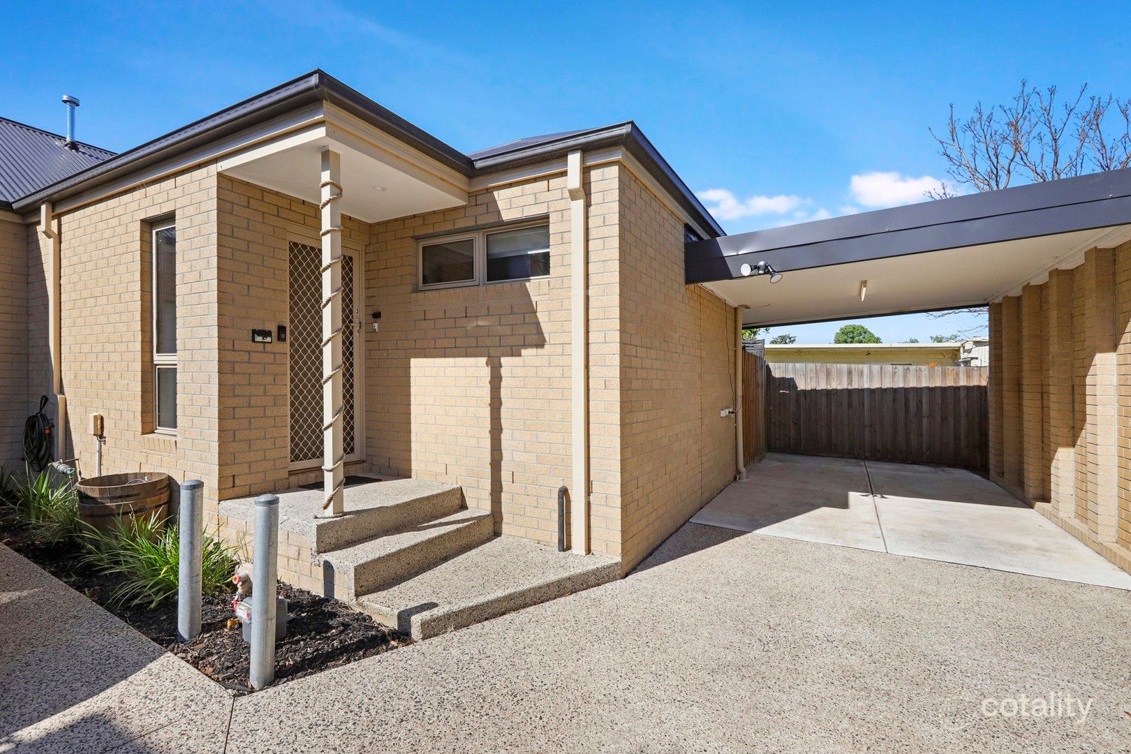 3/4 Camperdown Ave, Sunshine North, VIC 3020