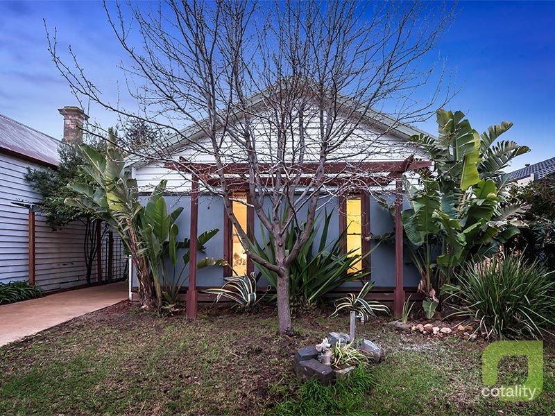 8 Robb St, Spotswood, VIC 3015