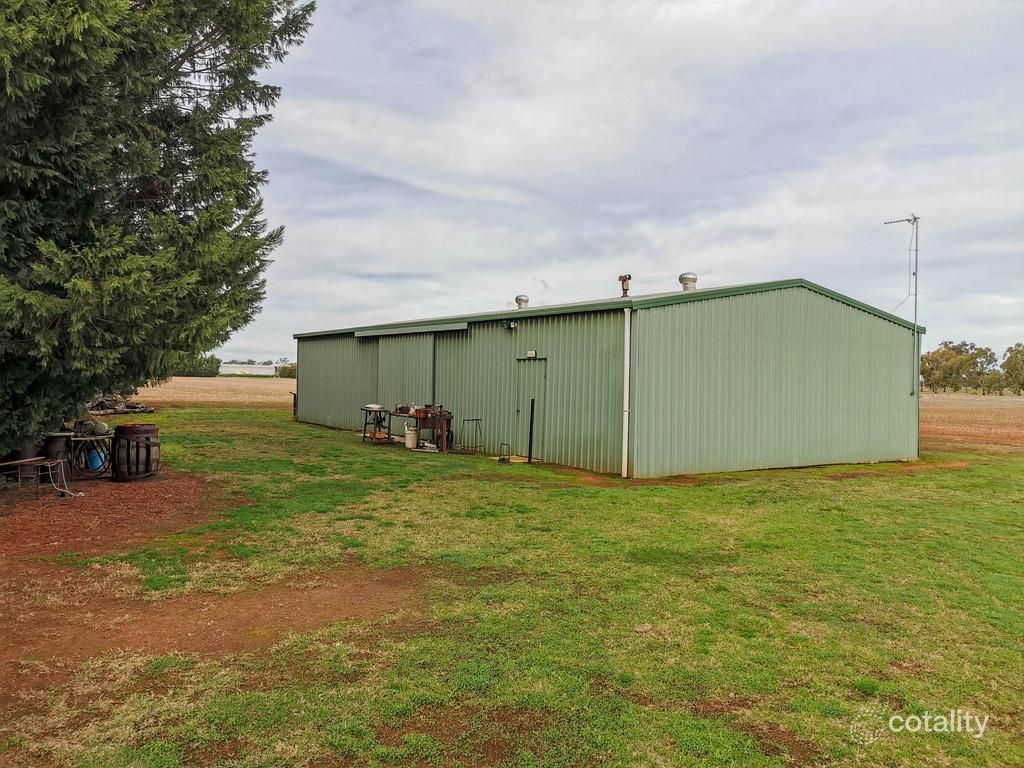 415 Simson Rd, Ardmona, VIC 3629