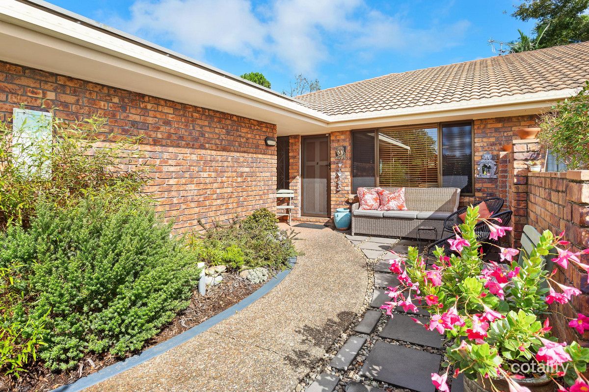 2/14 Kintyre Cres, Banora Point, NSW 2486