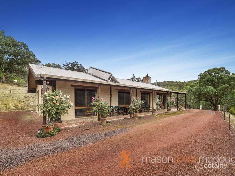 30 Osheas Rd, Christmas Hills, VIC 3775