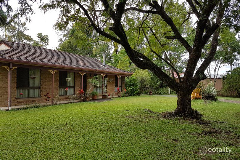 67 Thompson Rd, Beerwah, QLD 4519