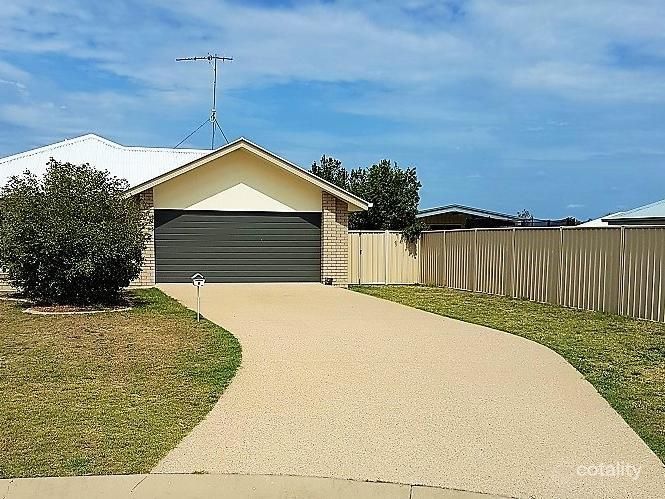 8 Hayden Pl, Moura, QLD 4718