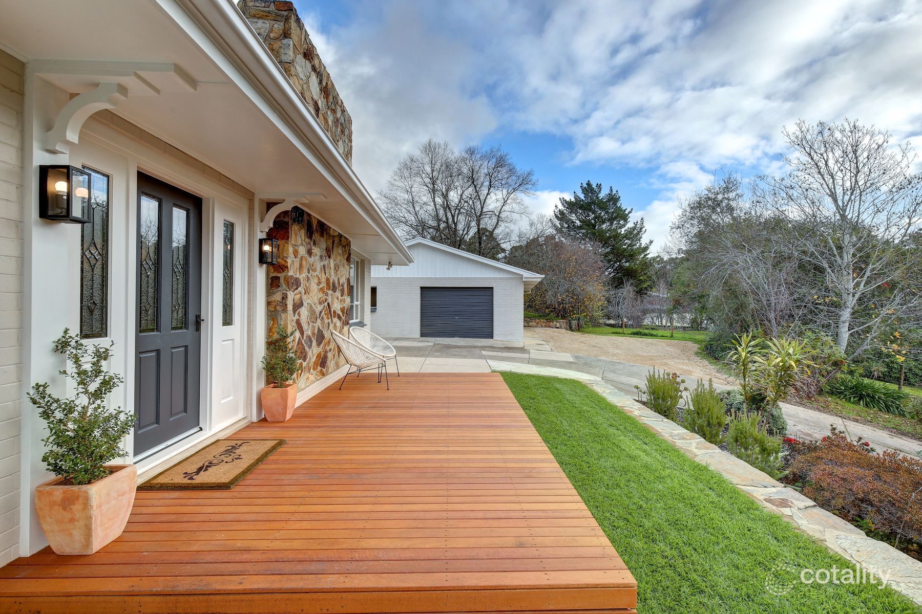 2 Ashenden Rd, Aldgate, SA 5154