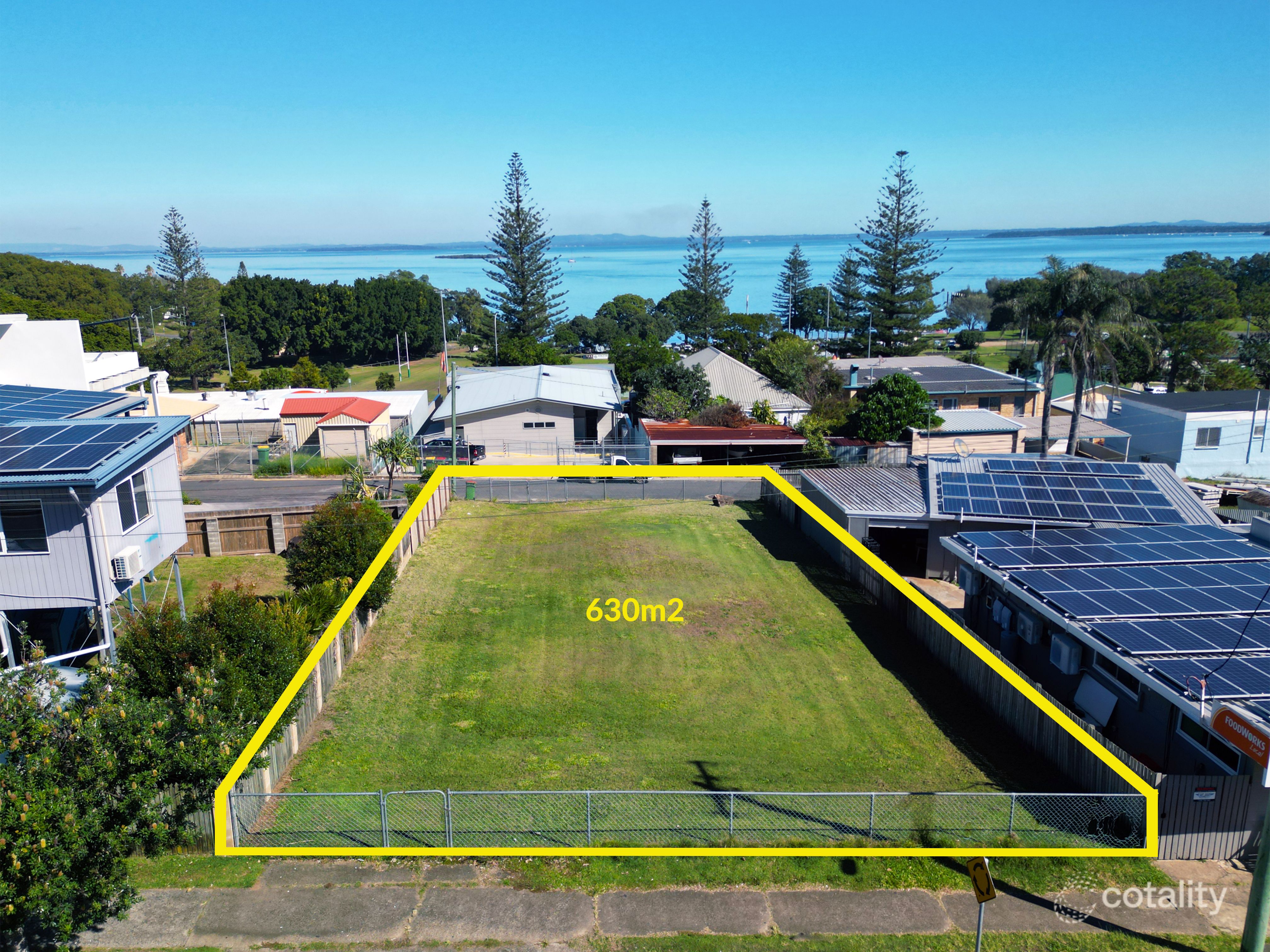 3 Stradbroke Pl, Dunwich, QLD 4183