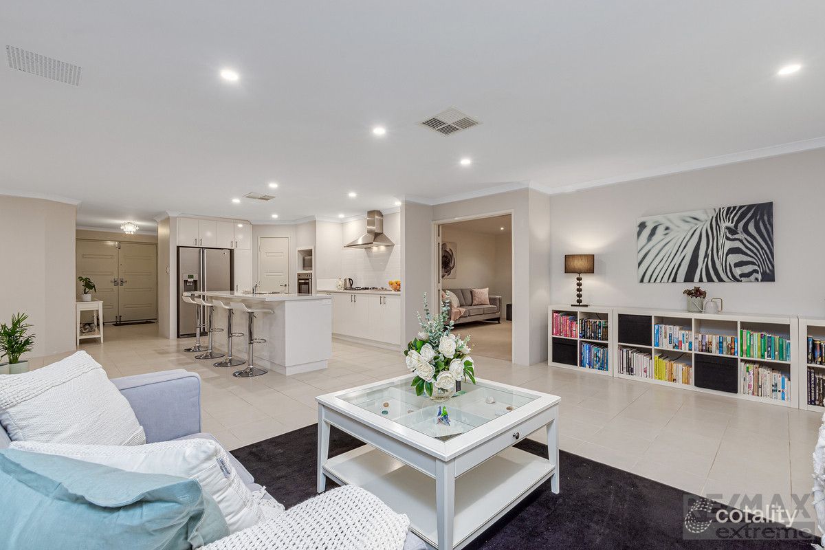 37 Barmouth Loop, Butler, WA 6036