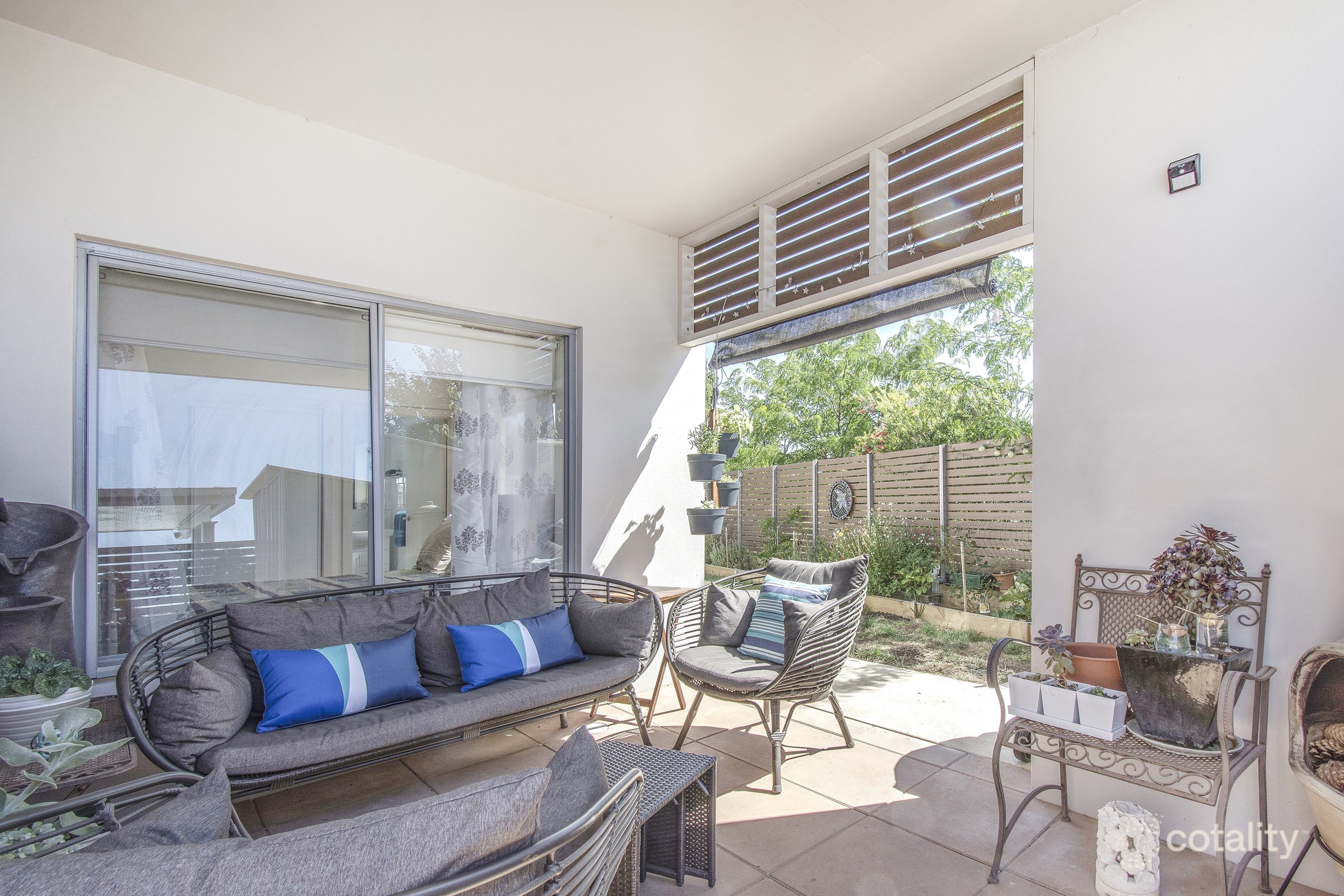 1/8 Jeff Snell Cres, Dunlop, ACT 2615