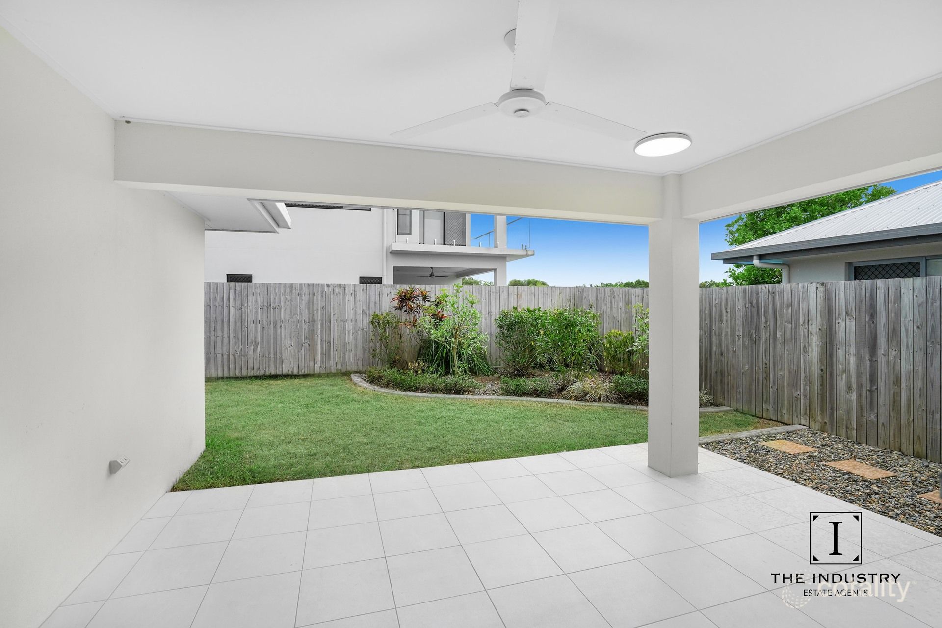 33 Starcke Trl, Smithfield, QLD 4878