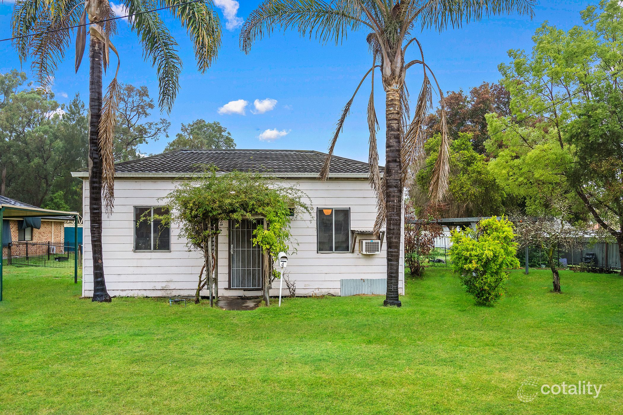 4 Tamworth St, Abermain, NSW 2326