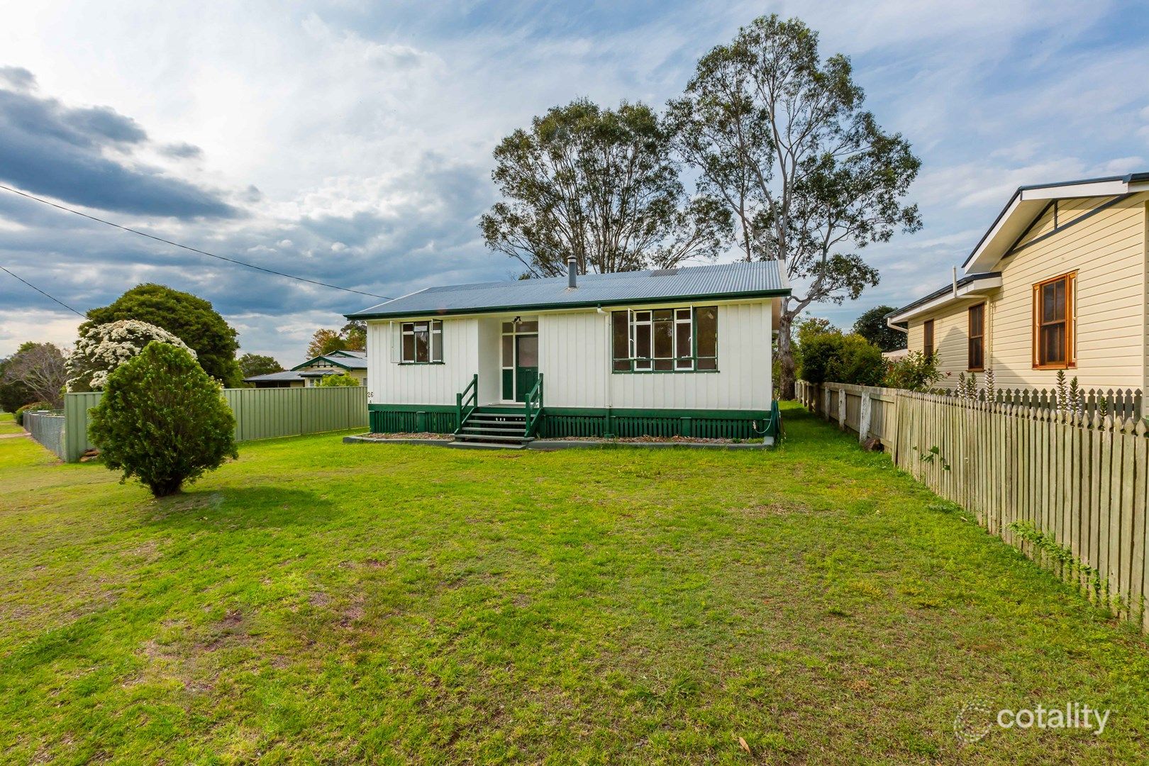 26a South St, Crows Nest, QLD 4355