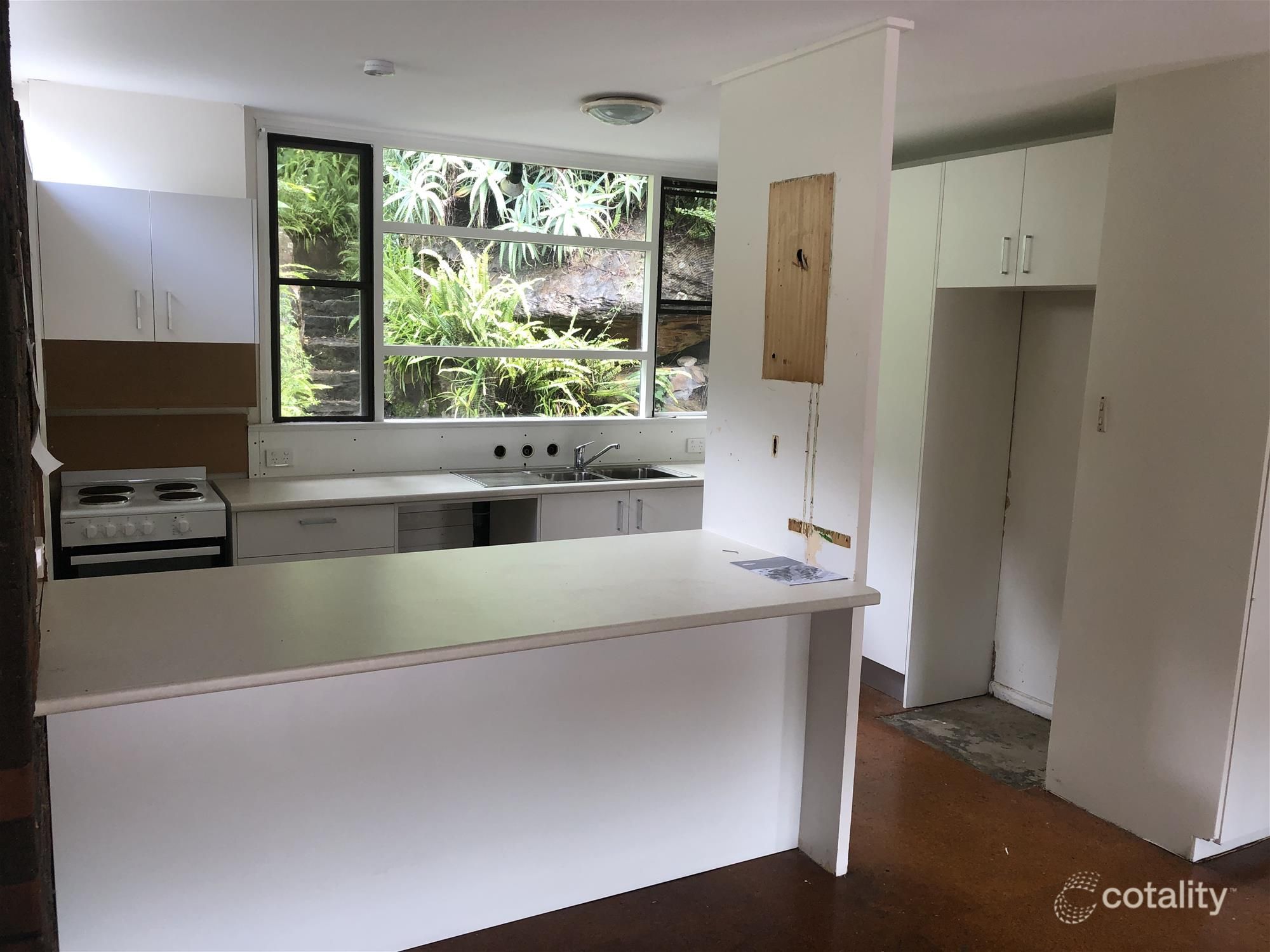 18 Allenby Park Pde, Allambie Heights, NSW 2100