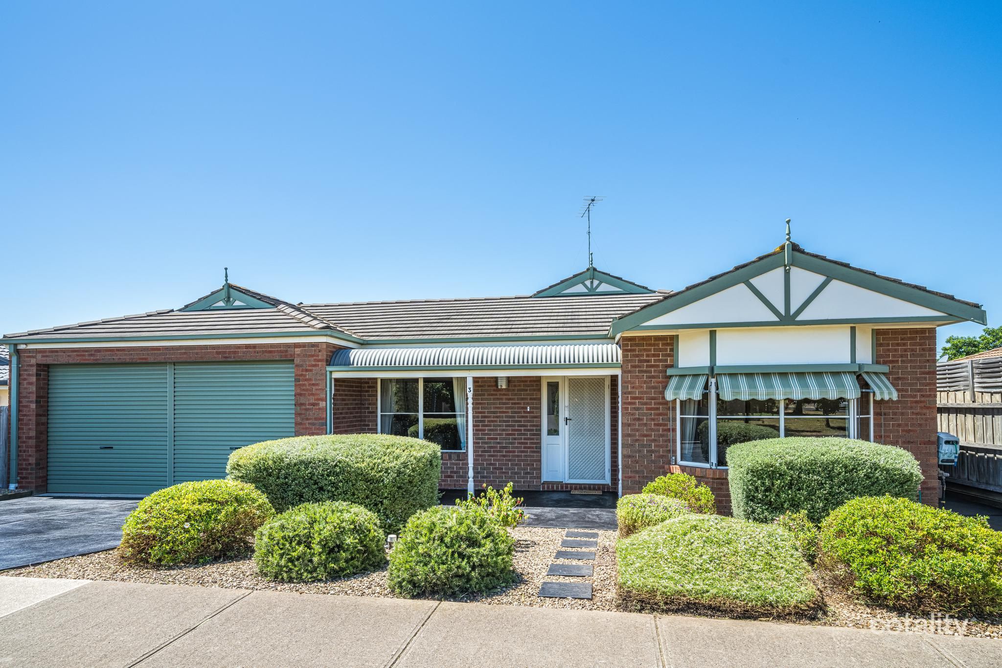 3 Mcquinn Cl, Lovely Banks, VIC 3213