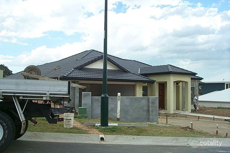 9 Polaris Pl, Bridgeman Downs, QLD 4035