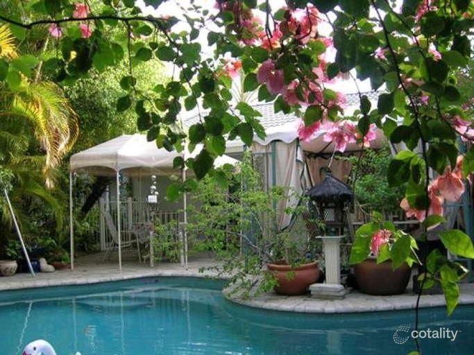 36 Open Dr, Arundel, QLD 4214