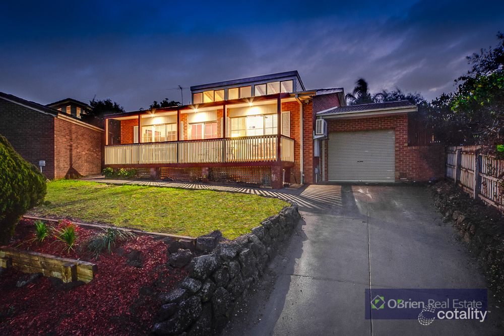 5 Waruka Cl, Endeavour Hills, VIC 3802