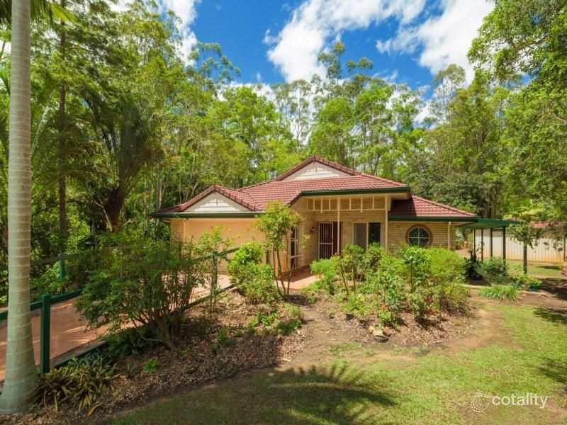 33 Blackbean Ct, Black Mountain, QLD 4563