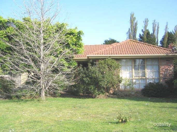 11 Sylvia Rd, Beaconsfield, VIC 3807