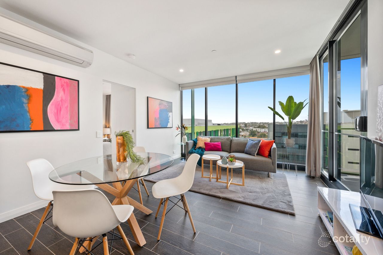 710/6 Baumea Way, Innaloo, WA 6018