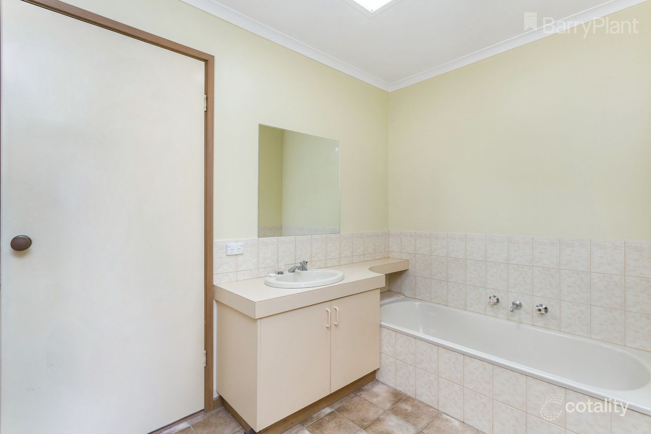 1/46 Mackenzie St W, Golden Square, VIC 3555