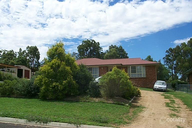 10 Daniel Dr, Warwick, QLD 4370