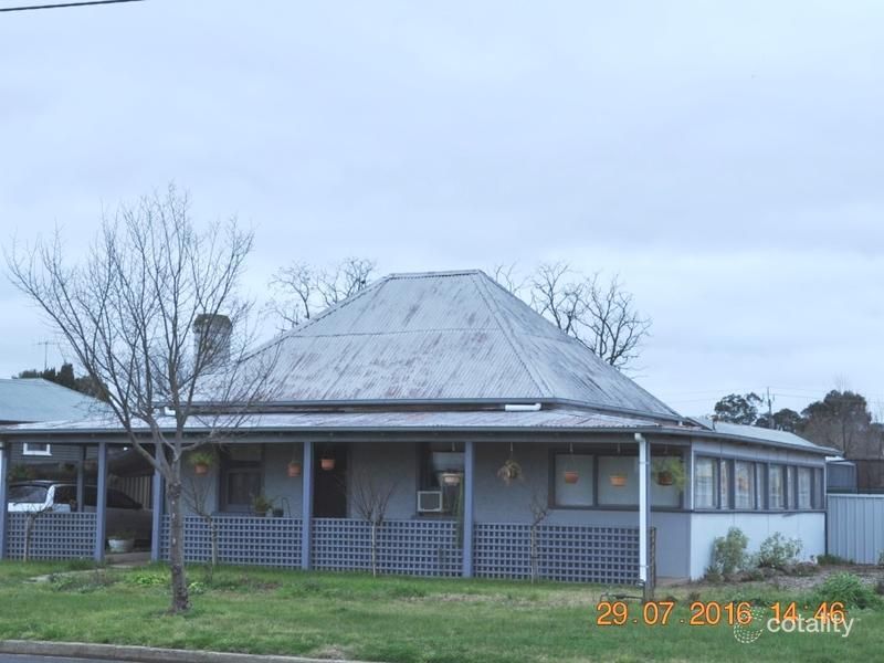 150 Thompson St, Cootamundra, NSW 2590