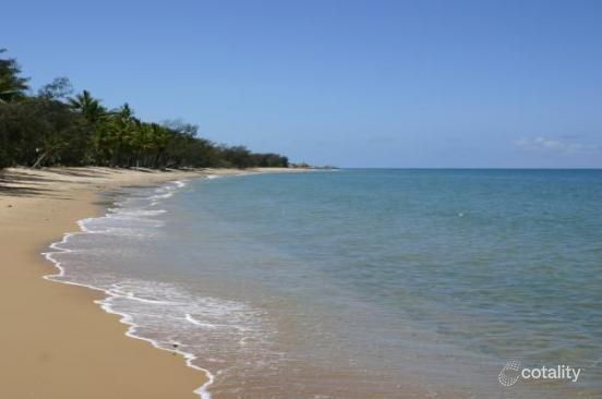 27 Oak St, Oak Beach, QLD 4877