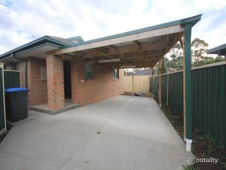 2/11 Greenhill Cres, Wyndham Vale, VIC 3024