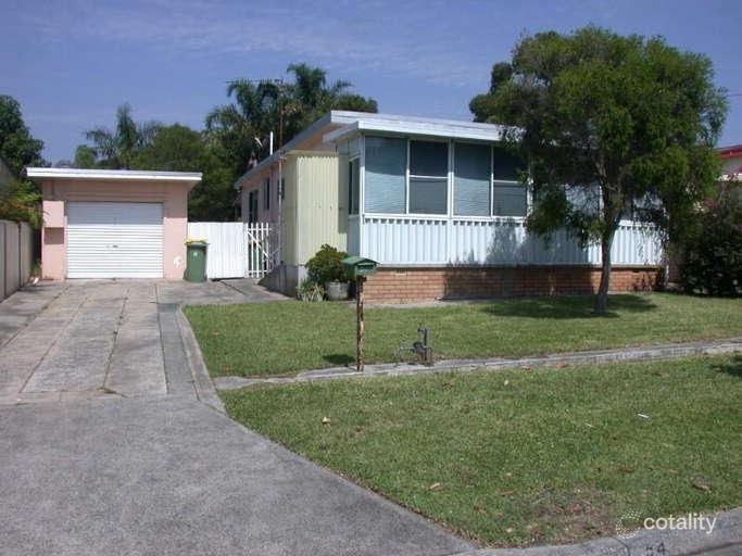 54 Brennon Rd, Gorokan, NSW 2263