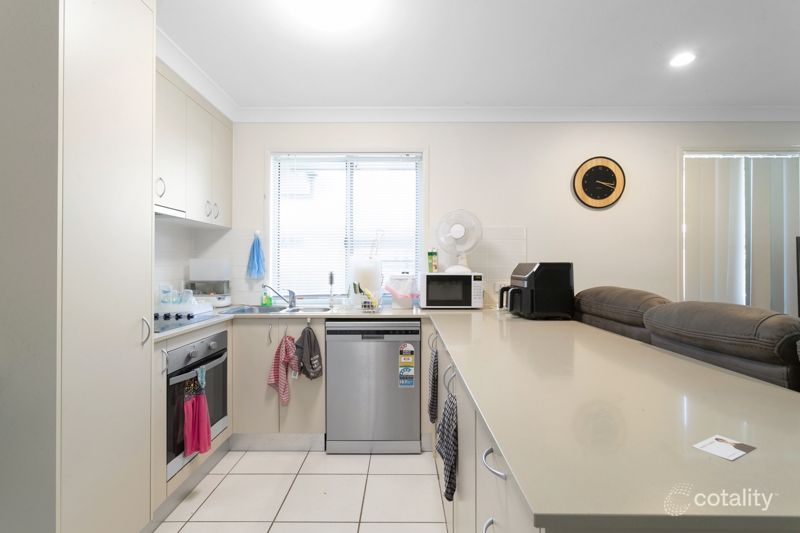 59 Newport Pde, Blacks Beach, QLD 4740