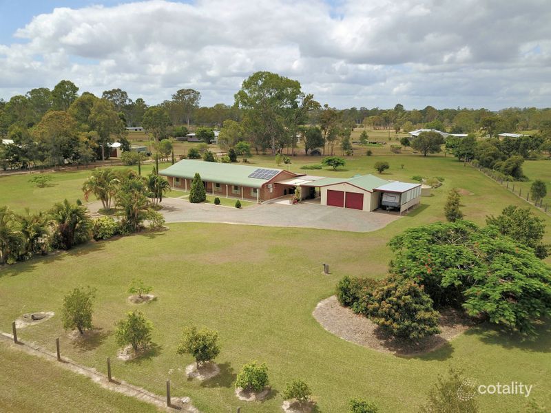 112 Charles Bruce Dr, Oakhurst, QLD 4650