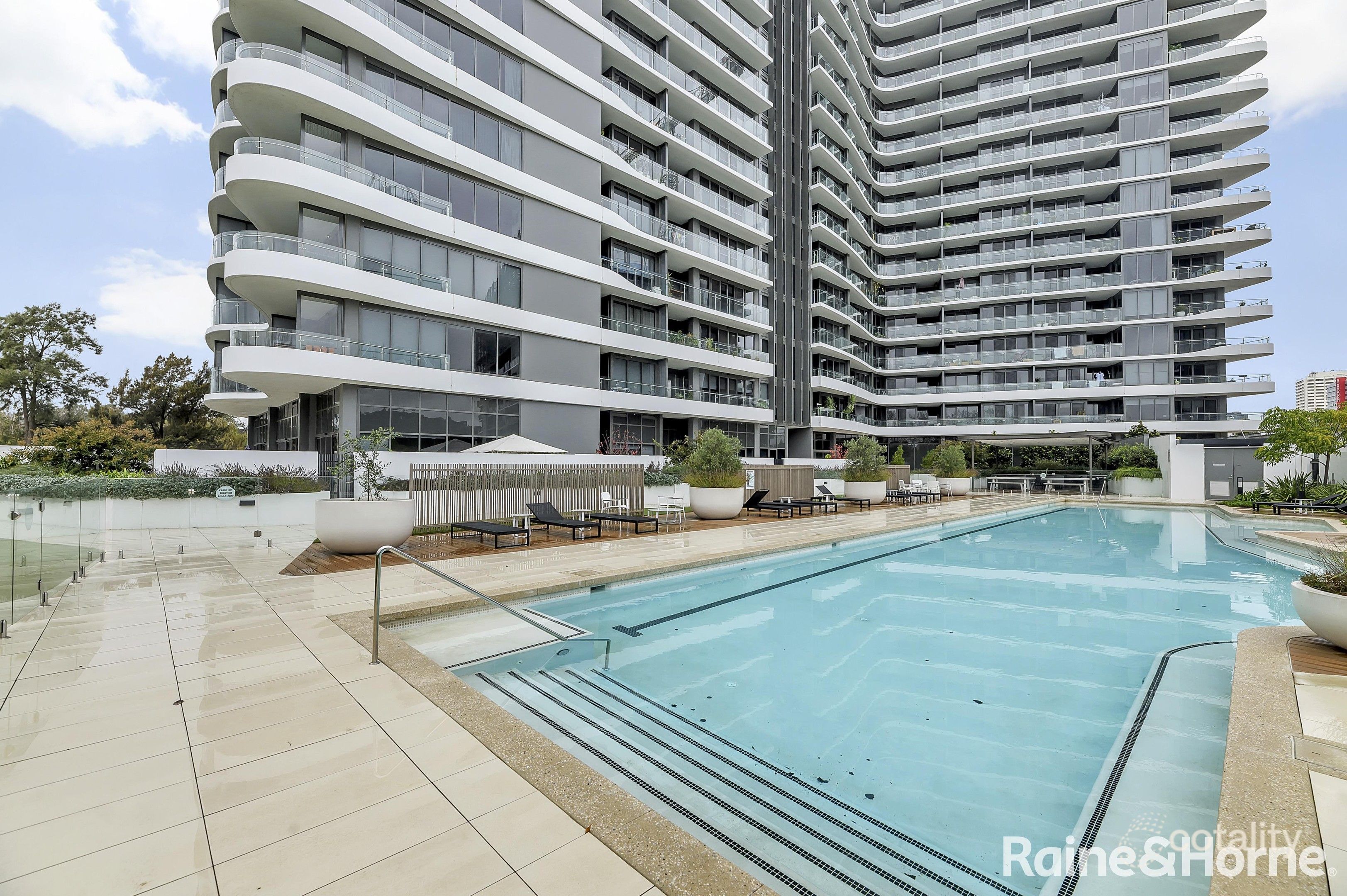 158/15 Irving St, Phillip, ACT 2606