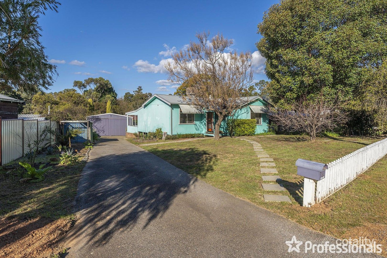 5 Brady Rd, Jarrahdale, WA 6124