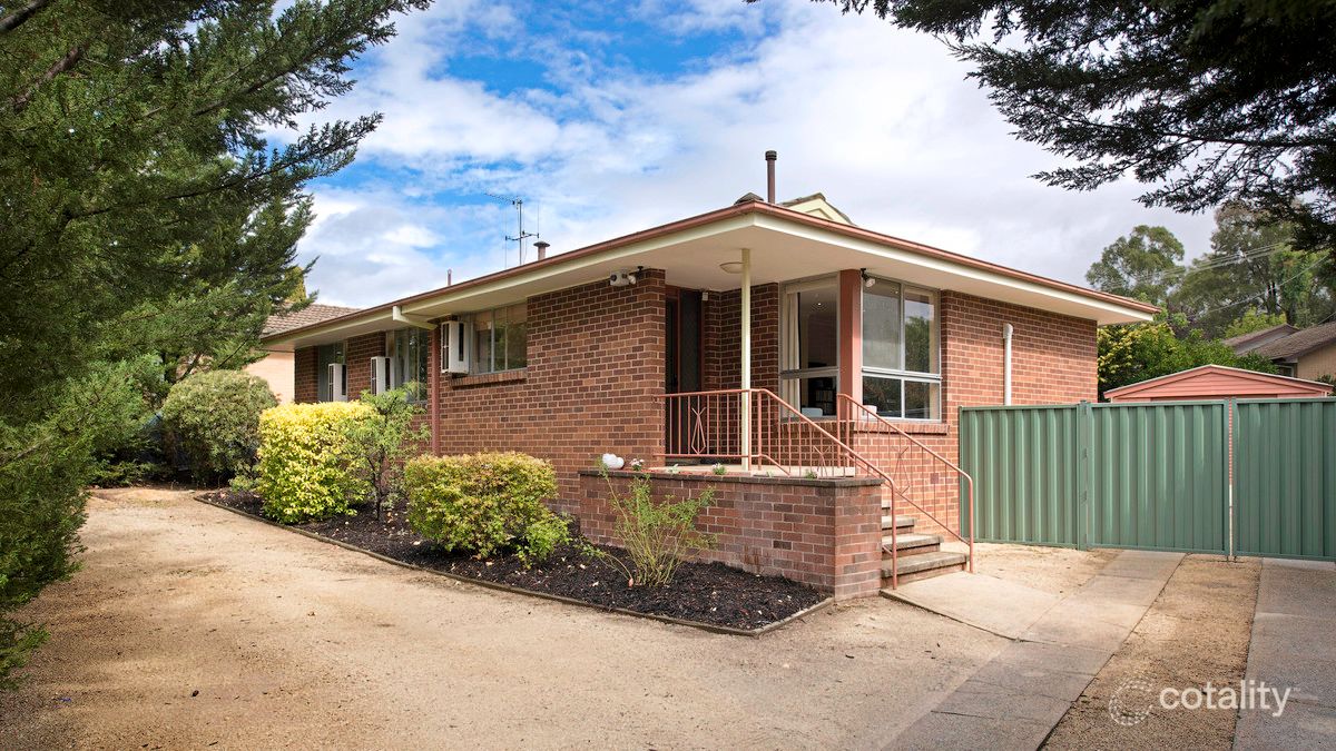 61 Spowers Cct, Holder, ACT 2611