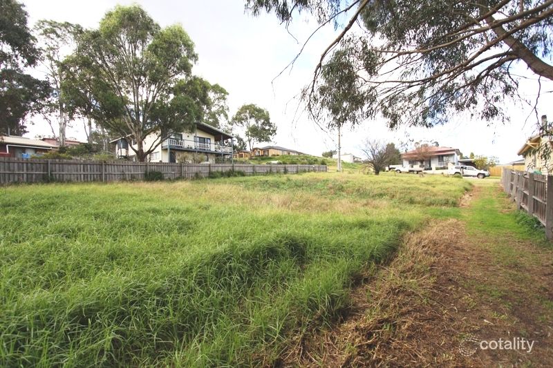 7 Stagg St, Heyfield, VIC 3858