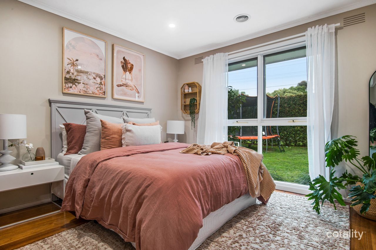 71 Cardigan Rd, Mooroolbark, VIC 3138