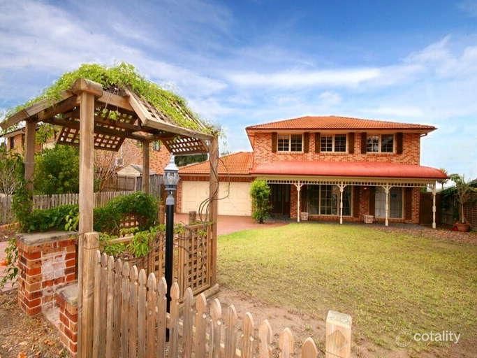 23 Battlement Cres, Castle Hill, NSW 2154