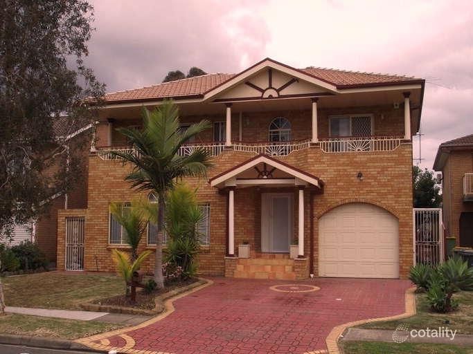 14 Moonlight Rd, Prairiewood, NSW 2176
