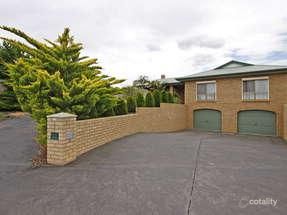 2 Harbury Ct, Onkaparinga Hills, SA 5163