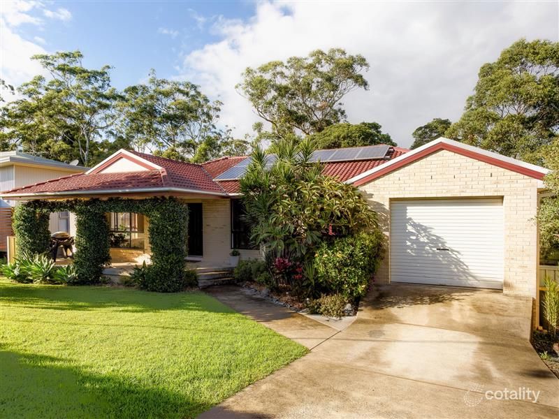 4 Carabeen Cl, Woolgoolga, NSW 2456