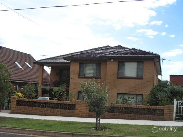 17 Dunkirk Ave, Kingsgrove, NSW 2208