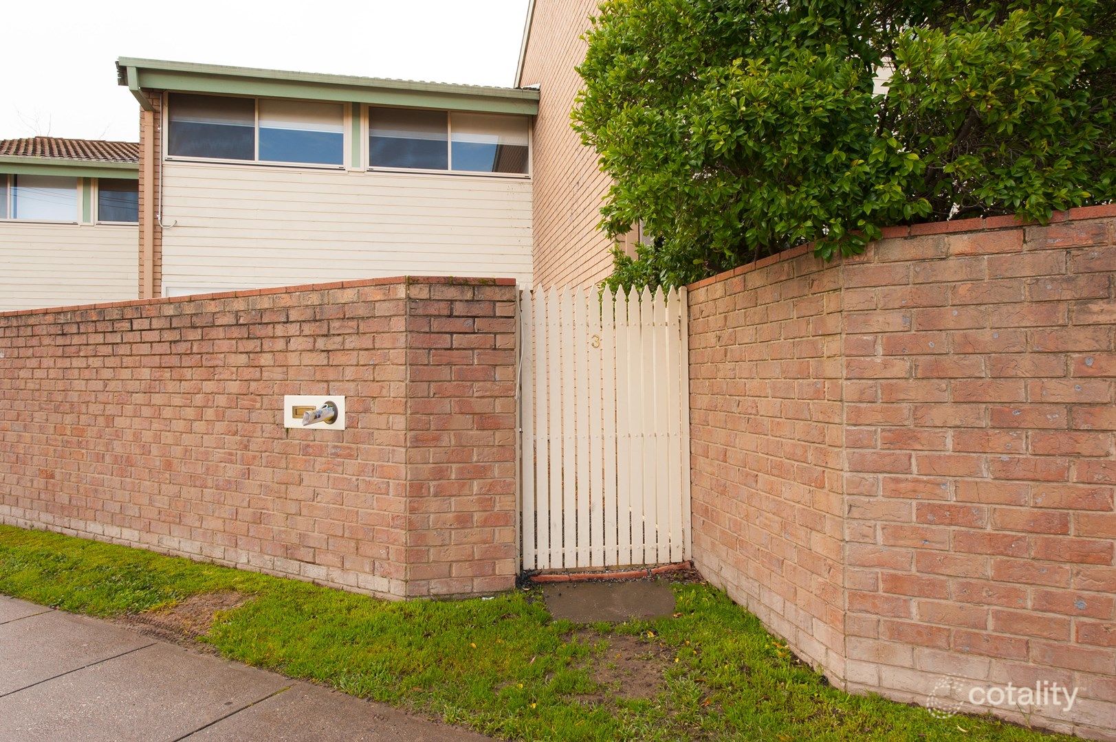3/429 Griffith Rd, Lavington, NSW 2641