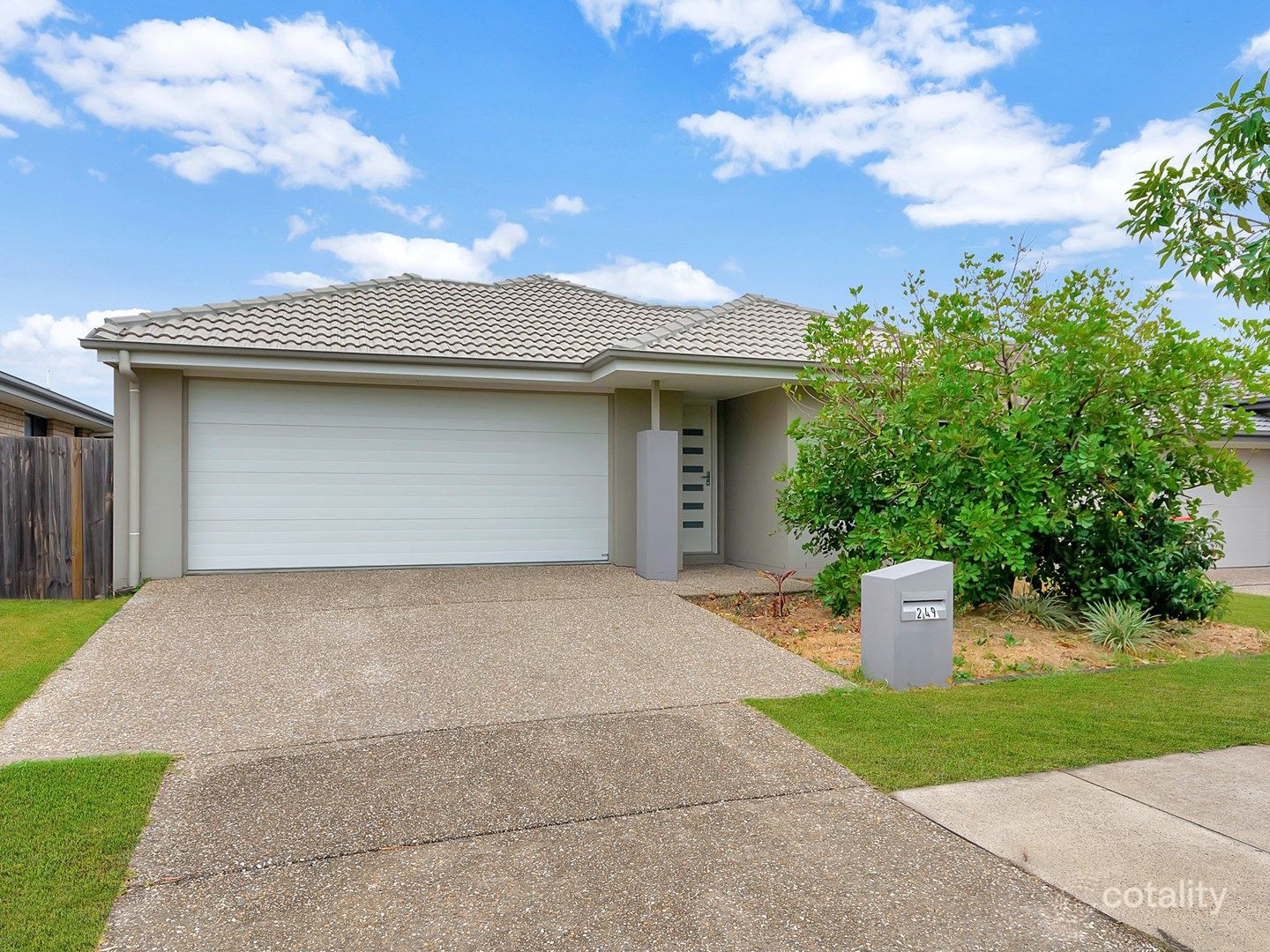 249 Cedar Rd, Redbank Plains, QLD 4301