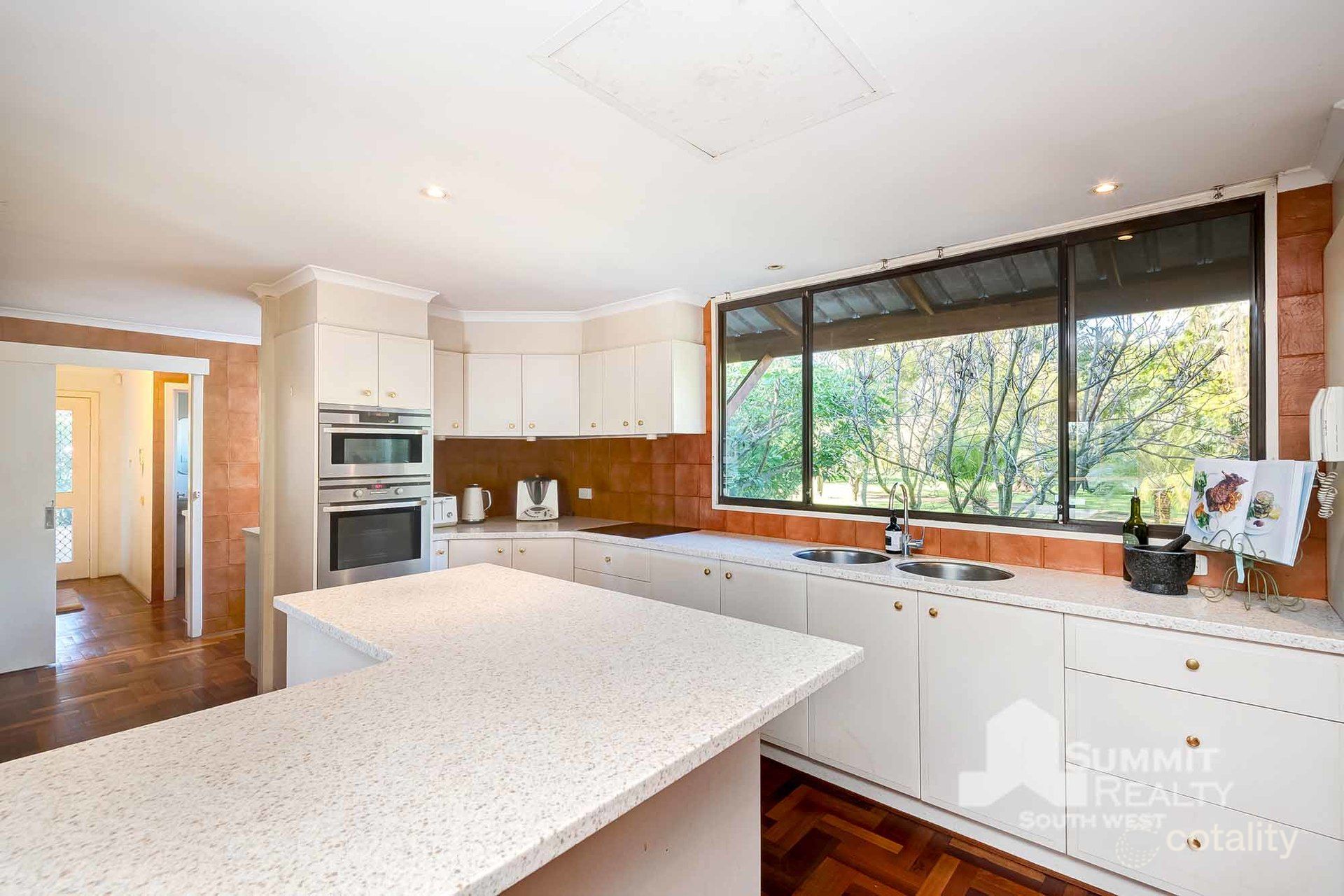 1 Shenton Rd, Boyanup, WA 6237