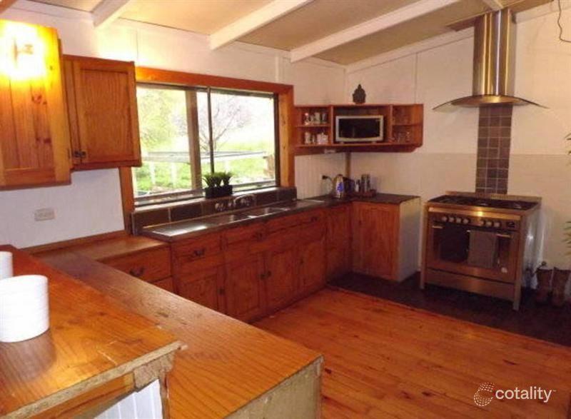 33 Allnutt St, Bridgetown, WA 6255