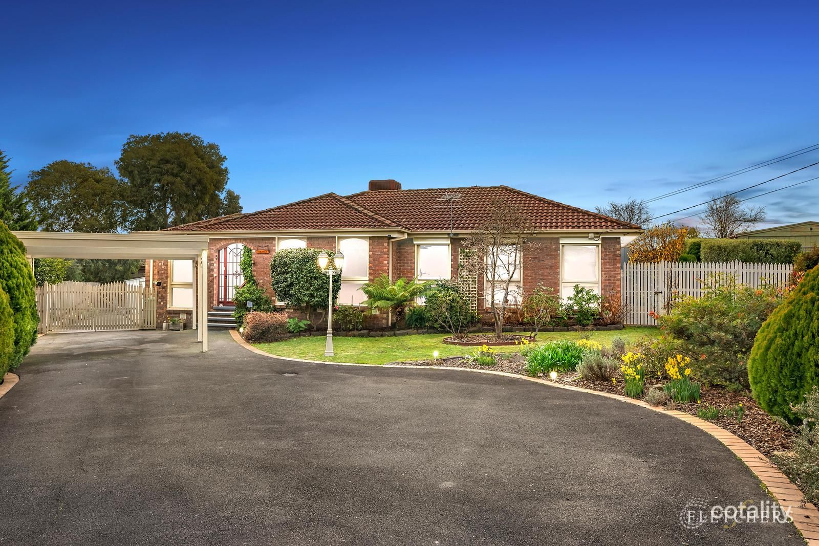 6 Karin Ct, Mooroolbark, VIC 3138