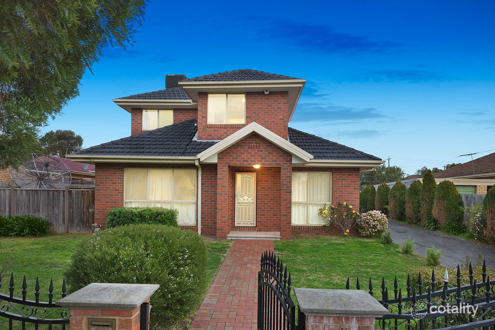 1/27 Fernhurst Dr, Glen Waverley, VIC 3150