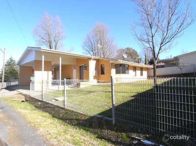 60 Albury St, Tumbarumba, NSW 2653