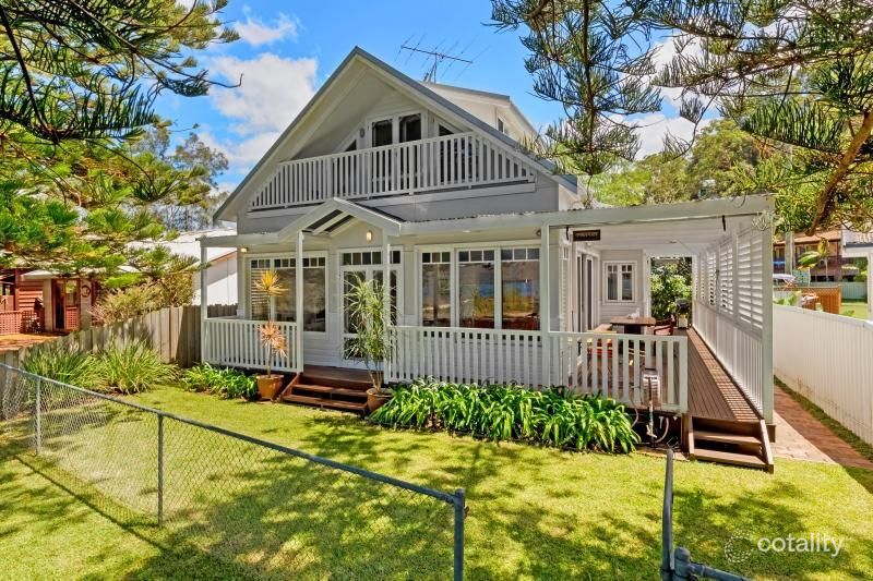 13 Bay St, Patonga, NSW 2256