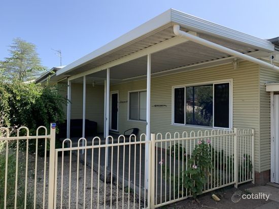 11 Hilton St, South Tamworth, NSW 2340